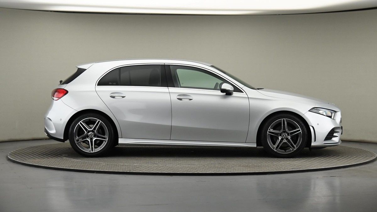 Mercedes-Benz A Class Image 27