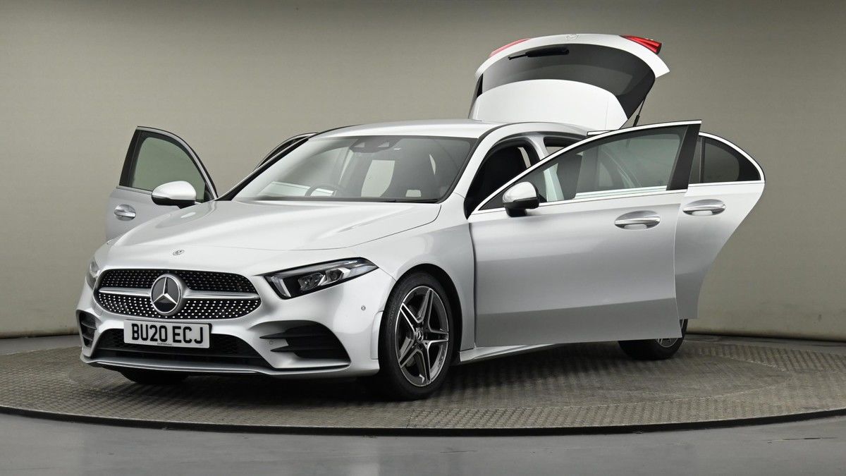 Mercedes-Benz A Class Image 28