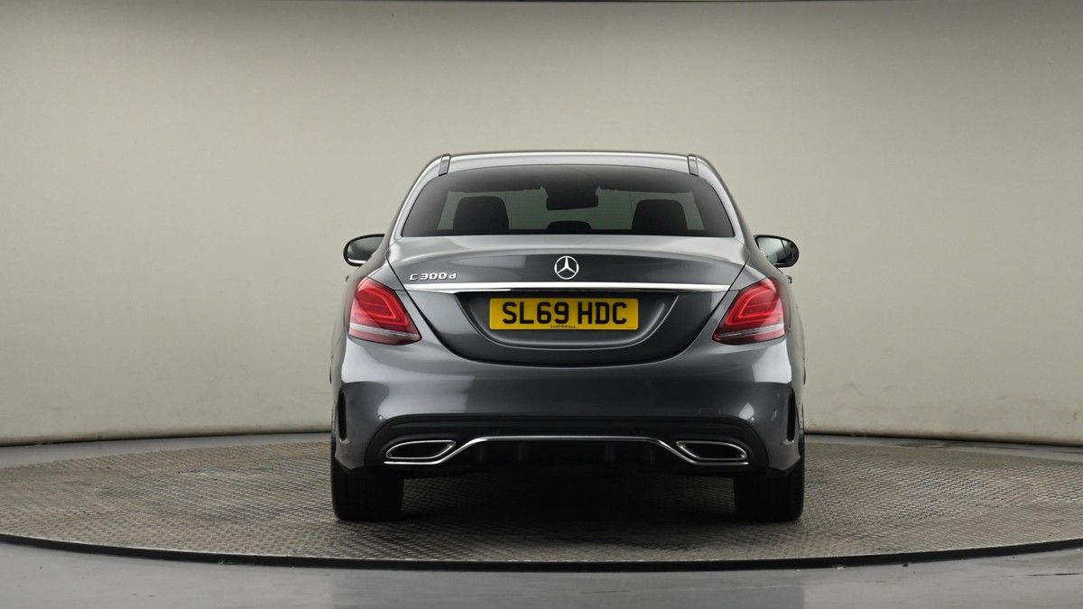 Mercedes-Benz C Class Image 24