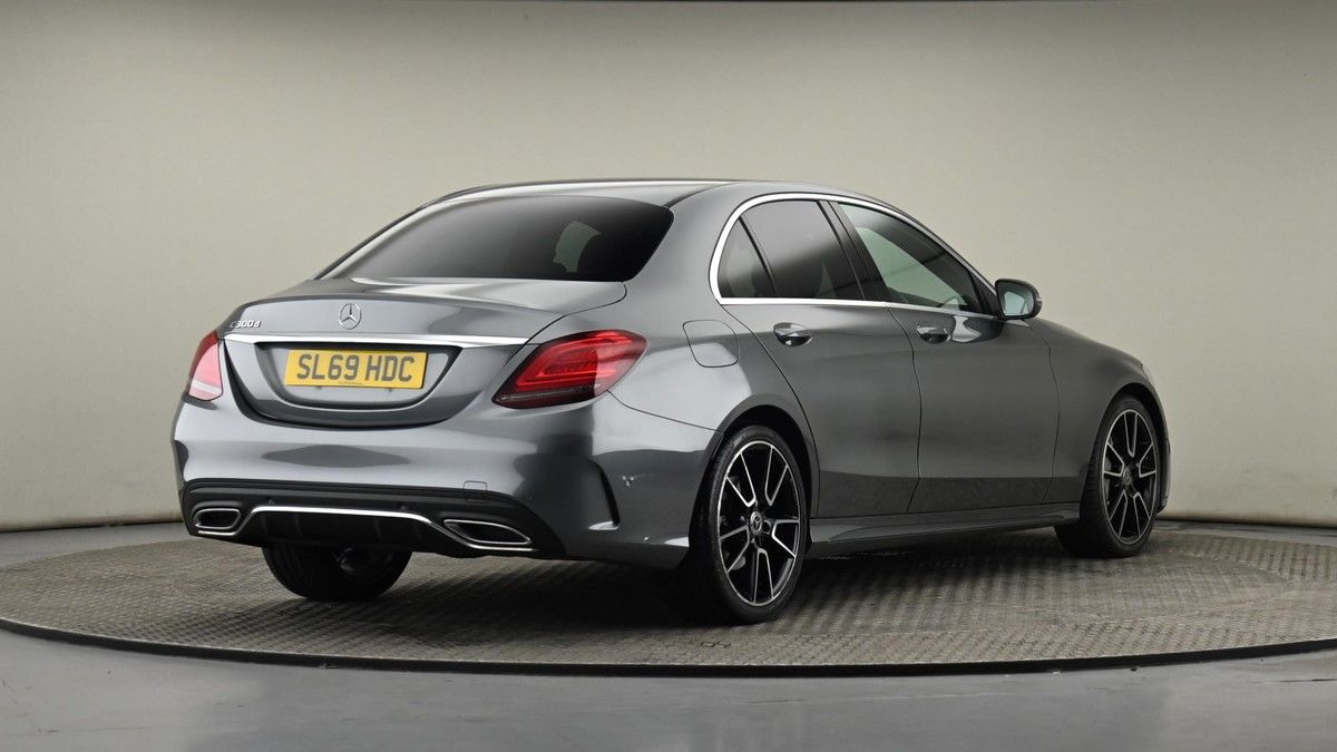 Mercedes-Benz C Class Image 25
