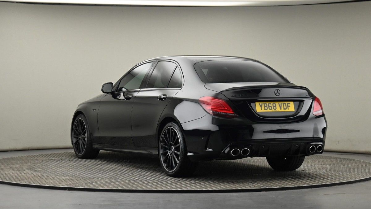 Mercedes-Benz C Class Image 24