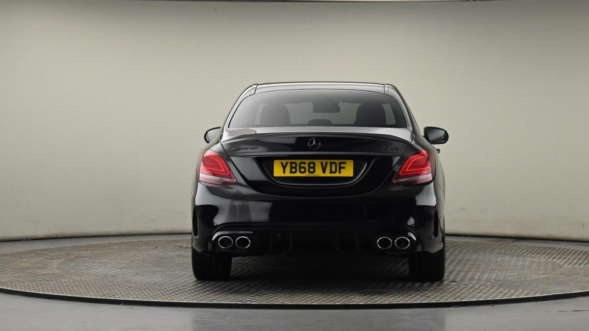 Mercedes-Benz C Class Image 25