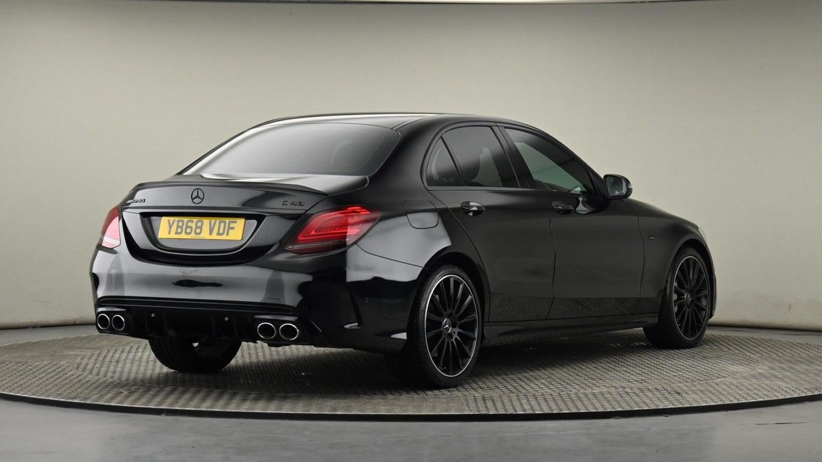 Mercedes-Benz C Class Image 26