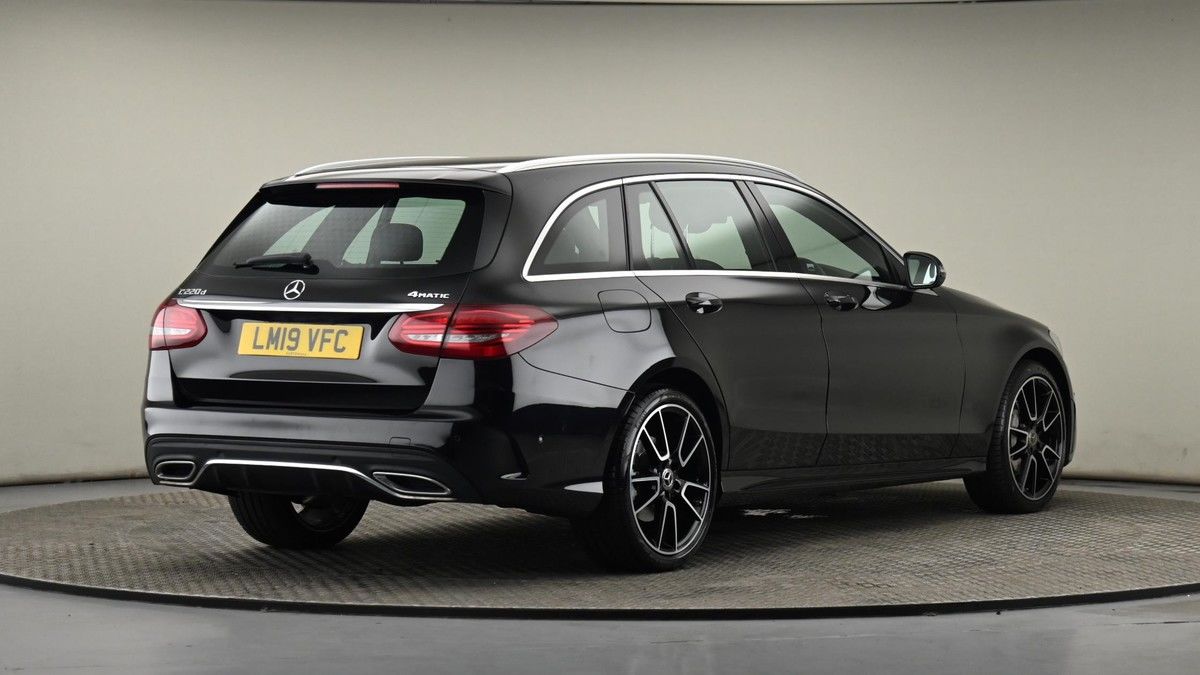 Mercedes-Benz C Class Image 26