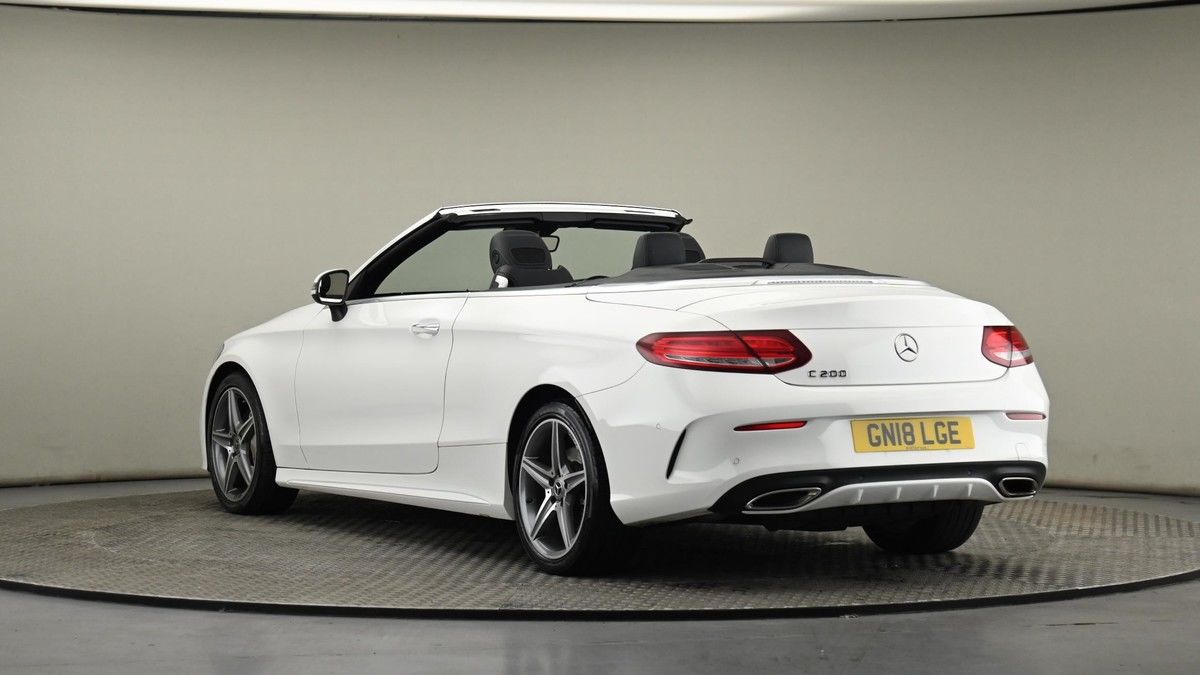 Mercedes-Benz C Class Image 23