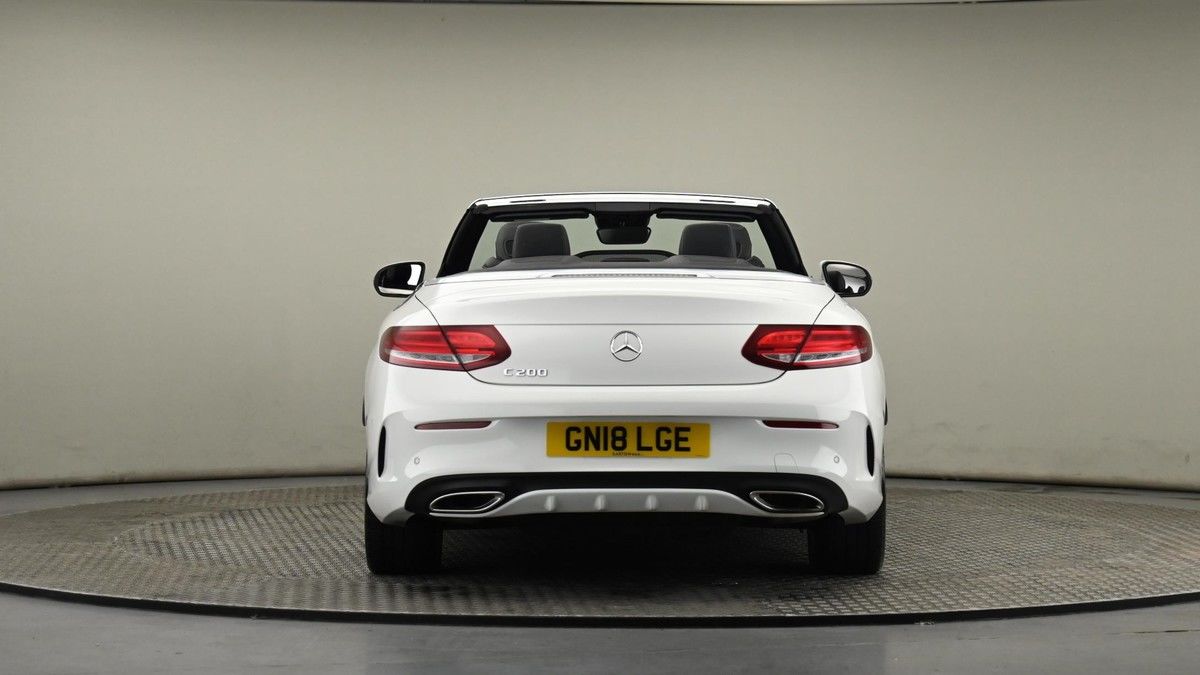 Mercedes-Benz C Class Image 24