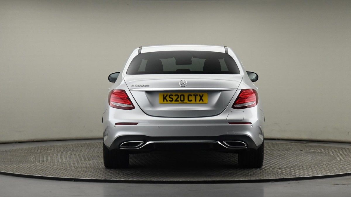 Mercedes-Benz E Class Image 24