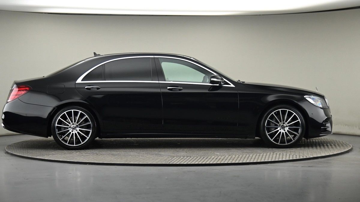 Mercedes-Benz S Class Image 27