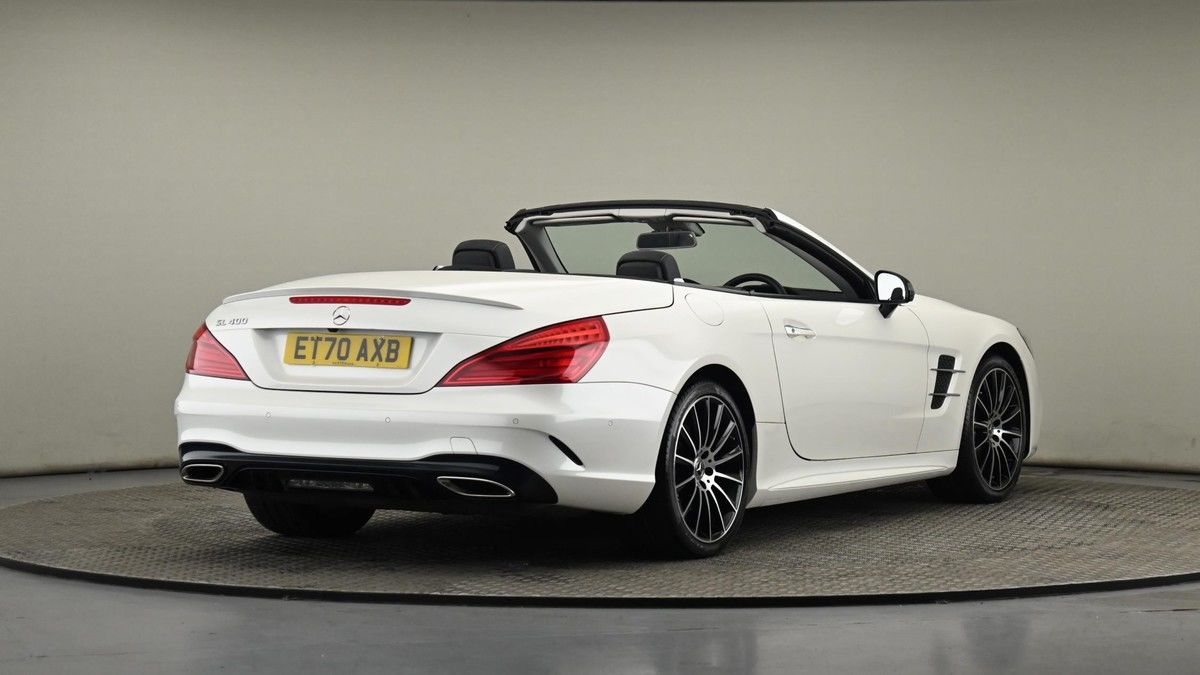 Mercedes-Benz SL Image 25