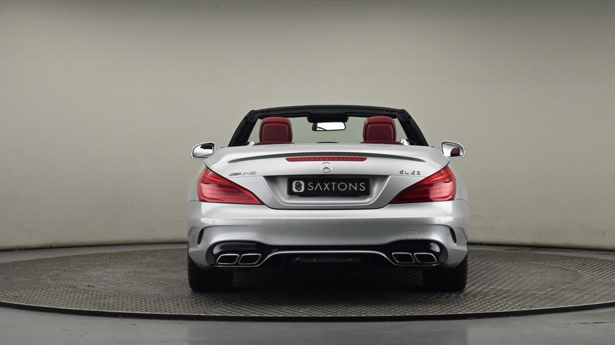 Mercedes-Benz SL Image 25