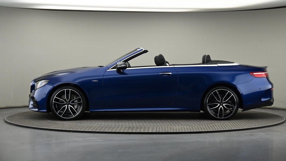 Mercedes-Benz E Class Image 22