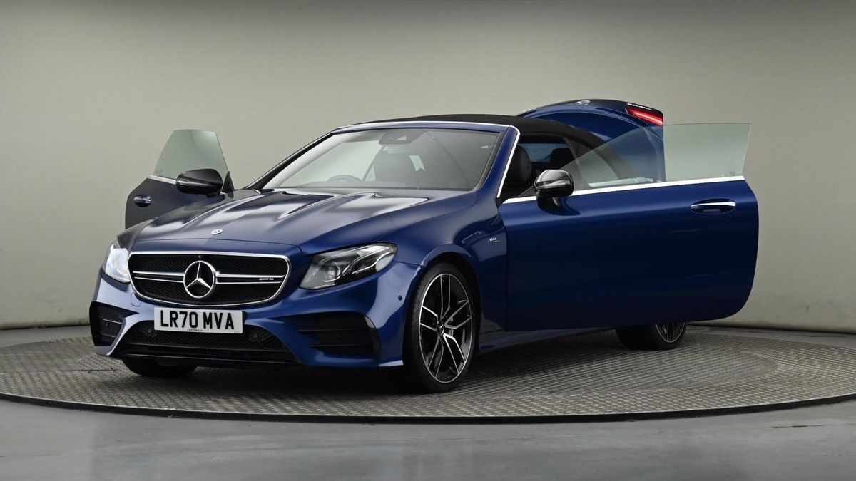 Mercedes-Benz E Class Image 27