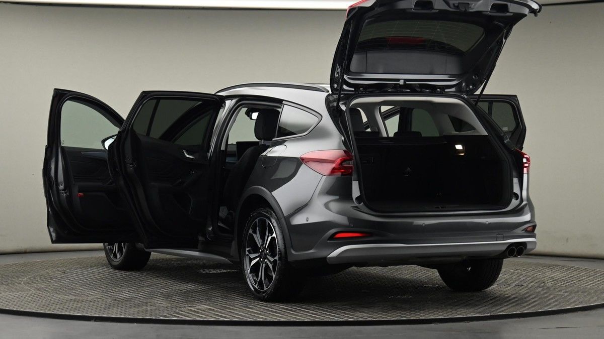 Ford Focus Image 29