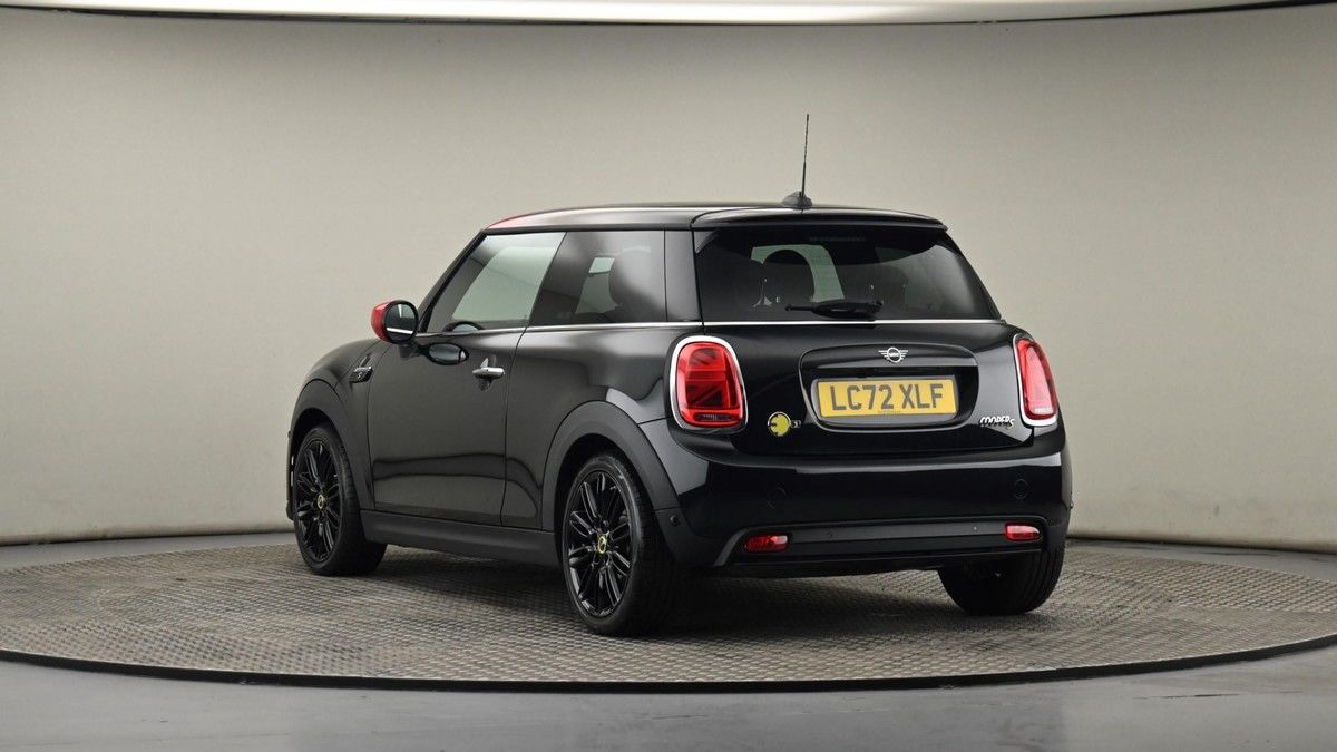 MINI Hatch Image 24