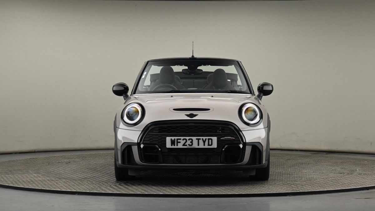 MINI Convertible Image 20