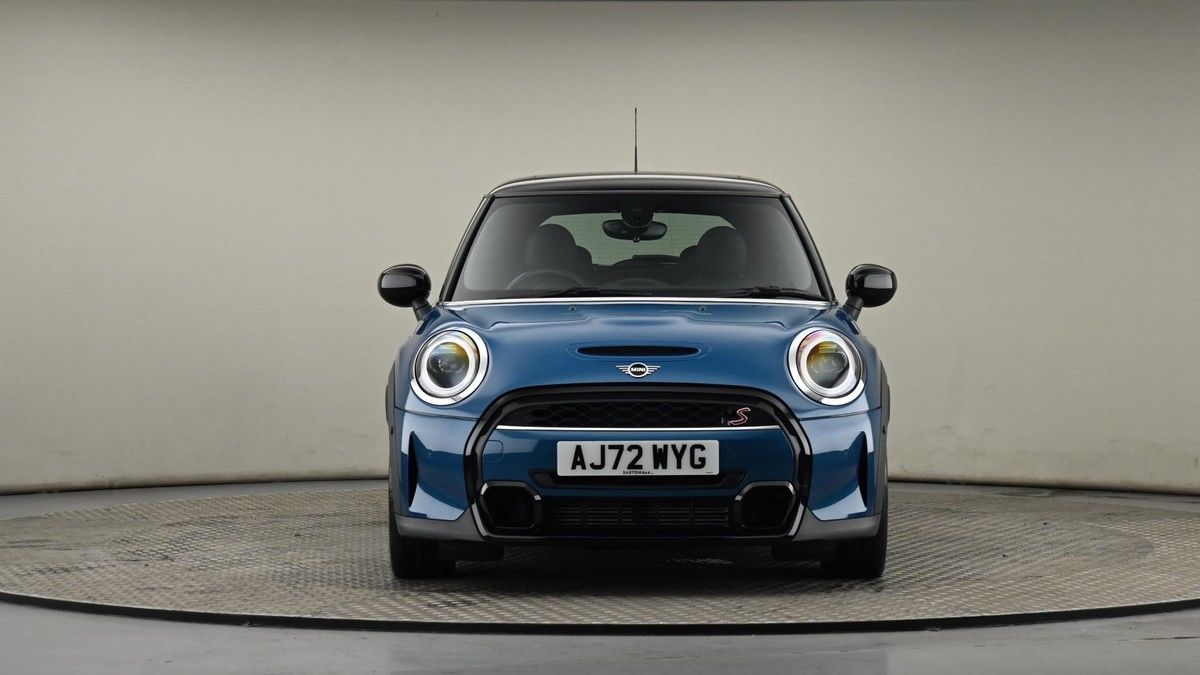MINI Hatch Image 21