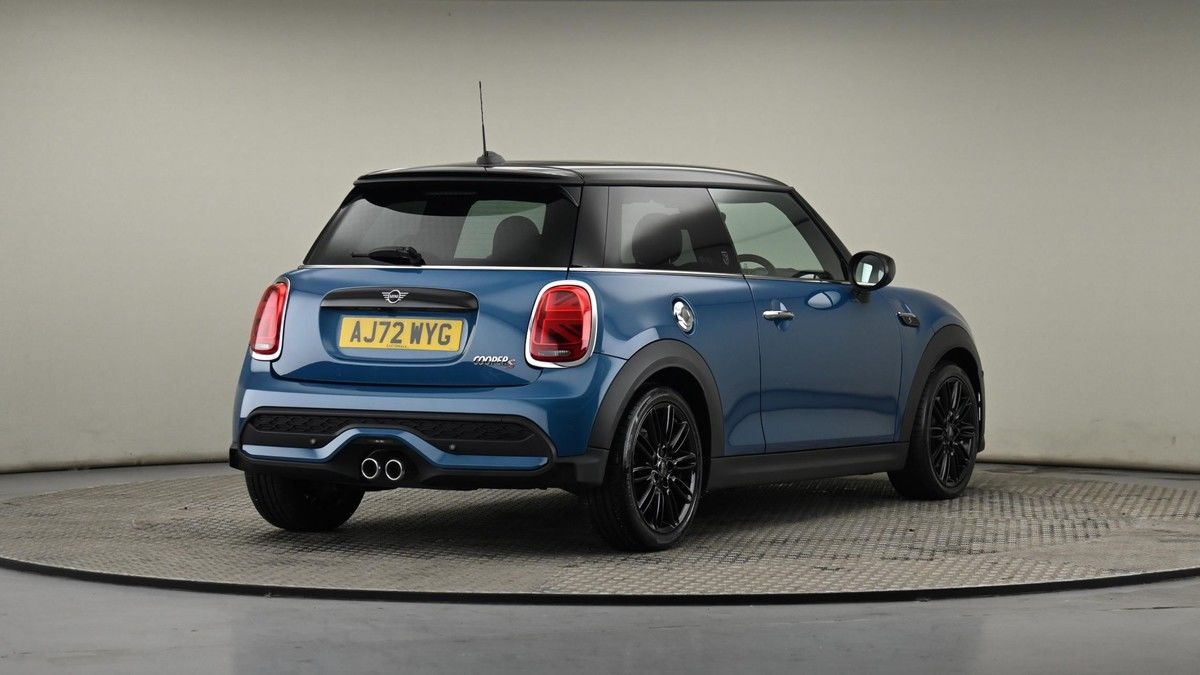 MINI Hatch Image 26