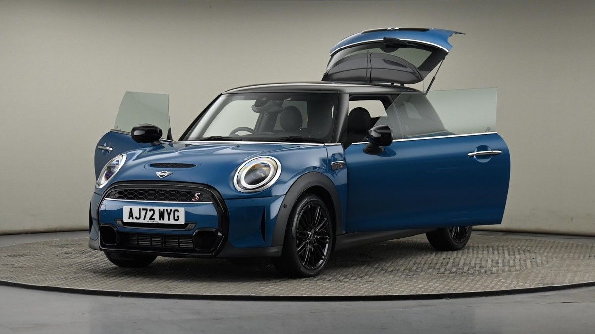 MINI Hatch Image 28