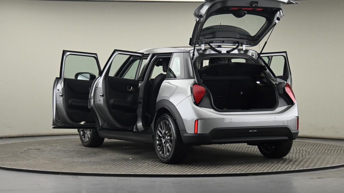 MINI Hatch Image 29