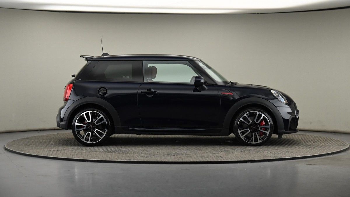 MINI Hatch Image 26