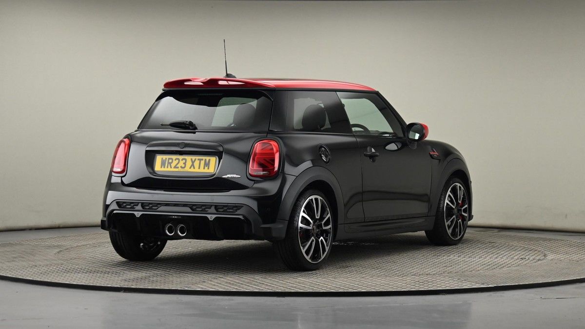 MINI Hatch Image 26
