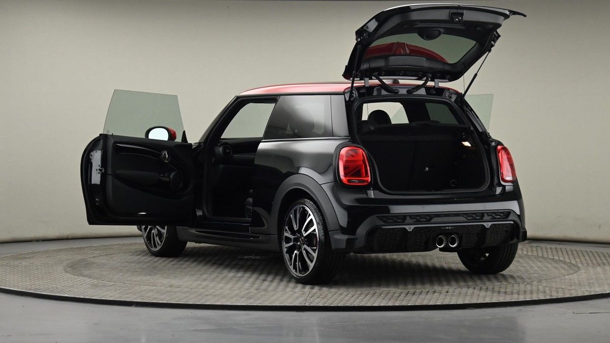 MINI Hatch Image 29