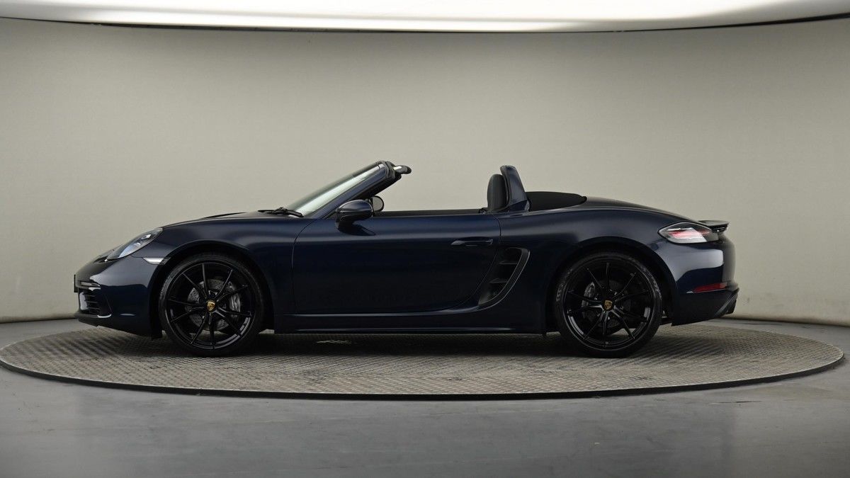 Porsche 718 Boxster Image 23