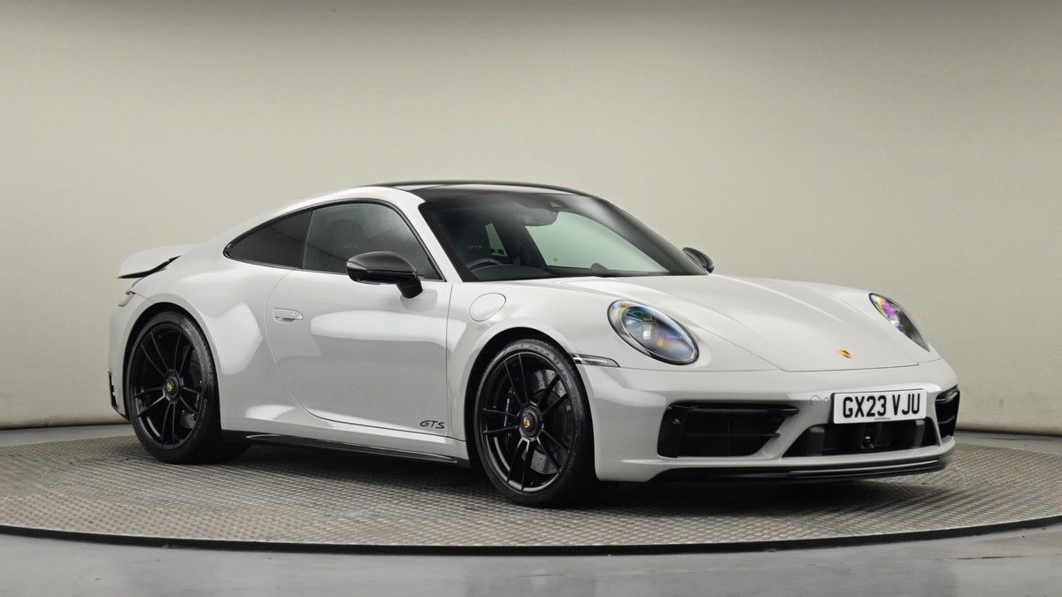 Porsche 911 Image 19