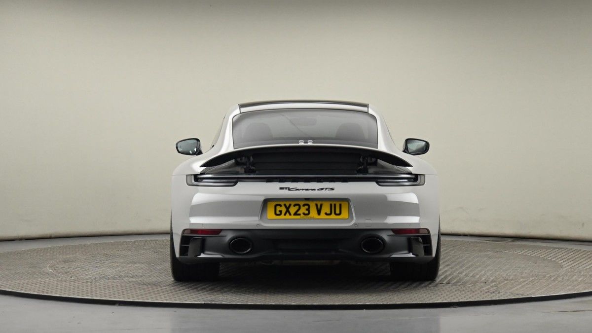 Porsche 911 Image 24