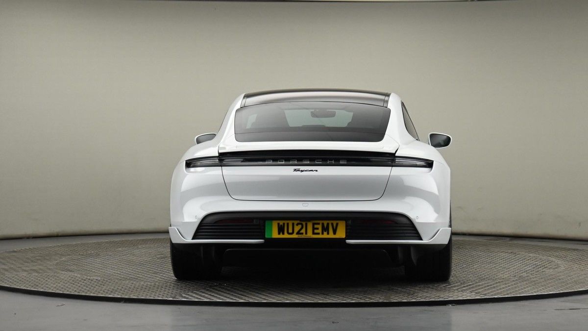 Porsche Taycan Image 25