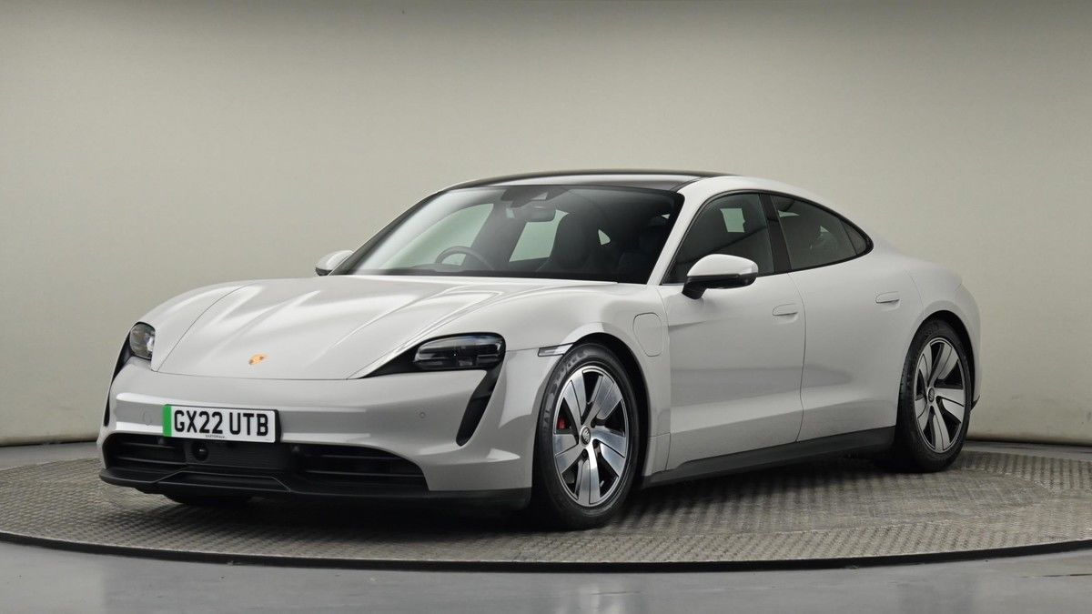 Porsche Taycan Image 22