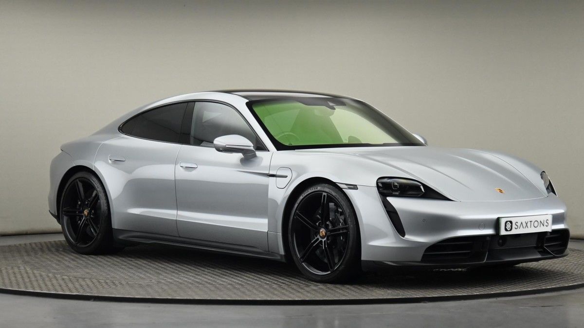 Porsche Taycan Image 20