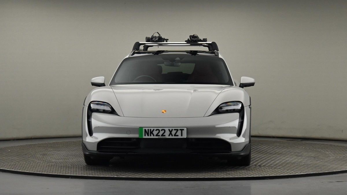 Porsche Taycan Image 21