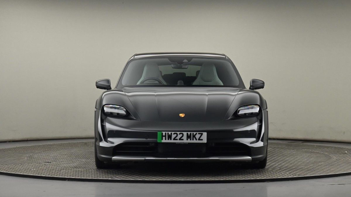 Porsche Taycan Image 21