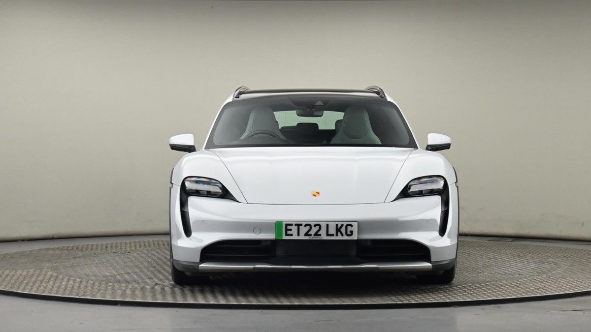 Porsche Taycan Image 21