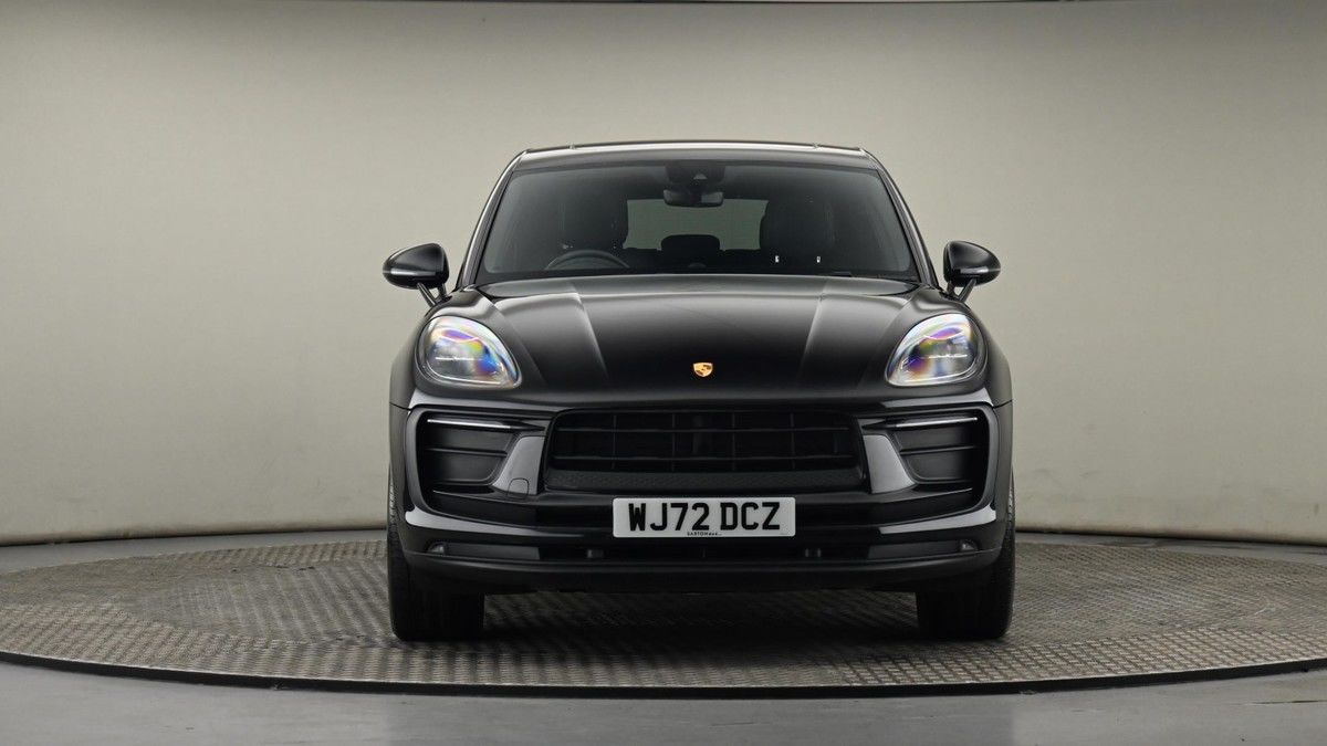 Porsche Macan Image 21