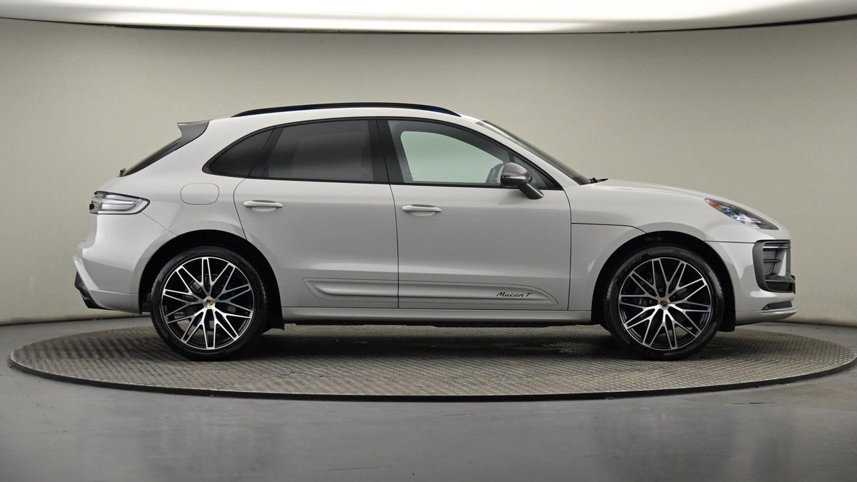 Porsche Macan Image 27