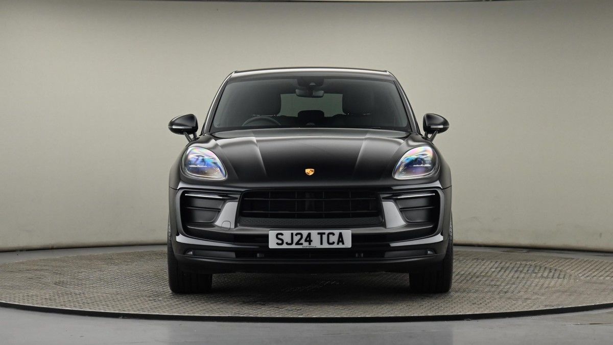 Porsche Macan Image 21