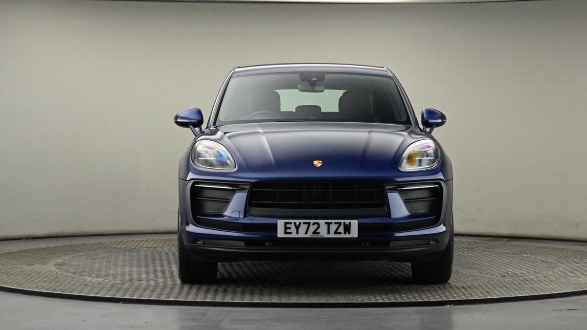 Porsche Macan Image 20
