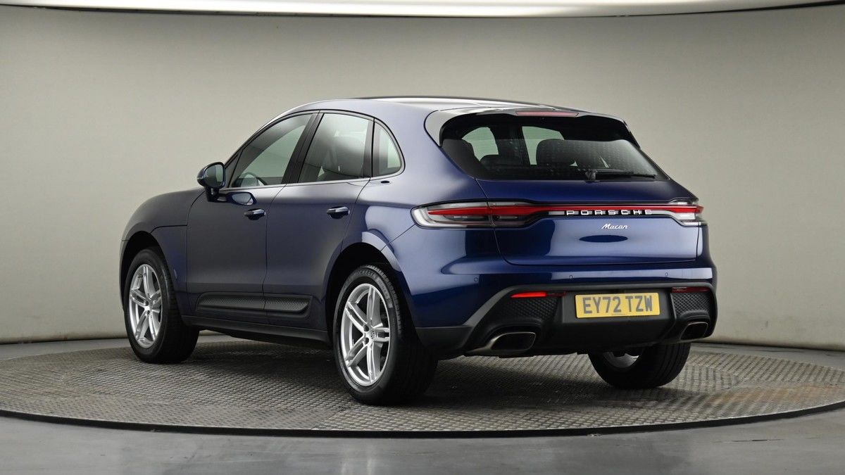 Porsche Macan Image 23