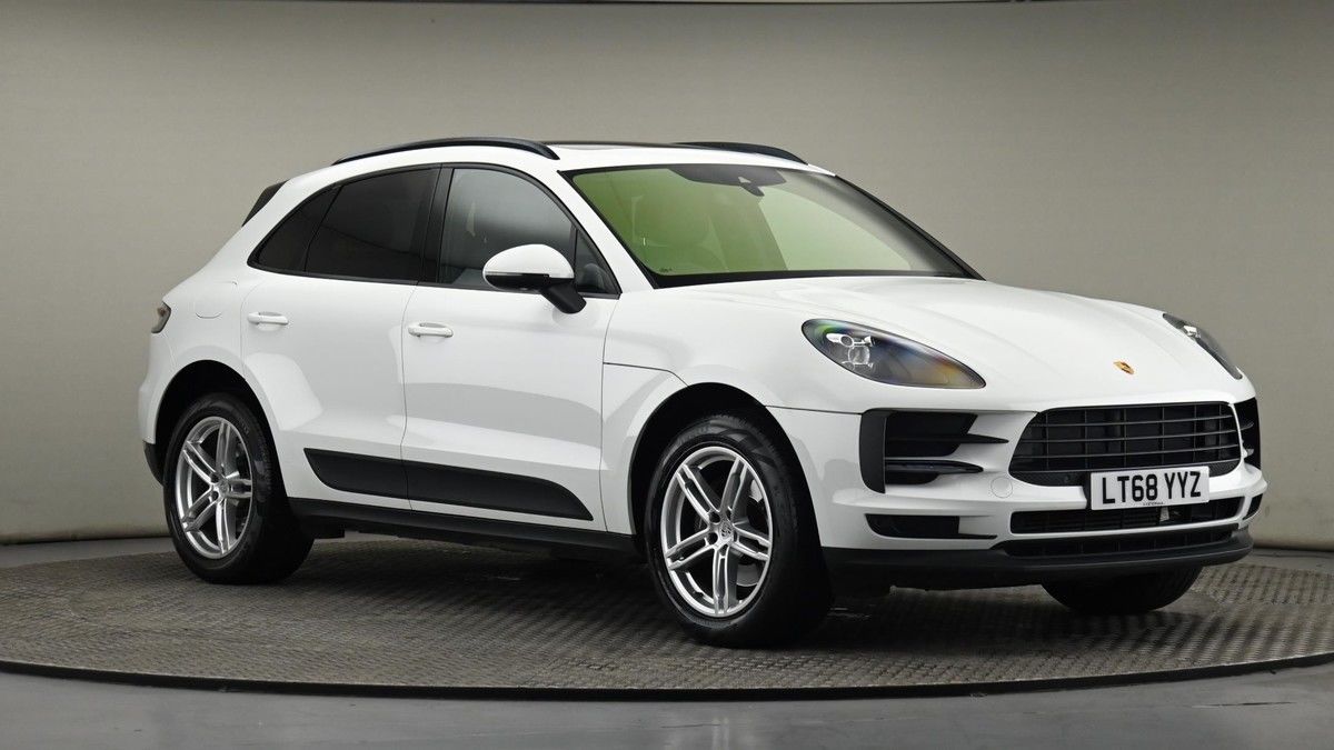Porsche Macan Image 20