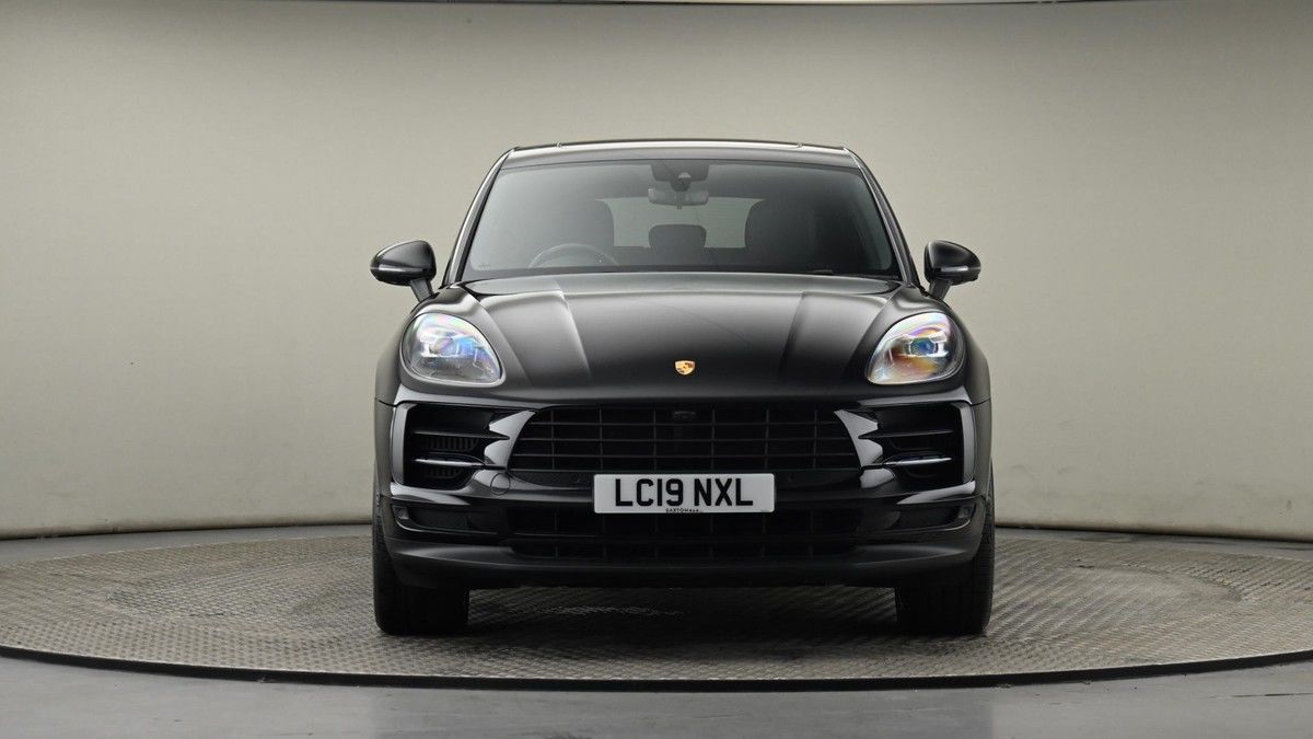 Porsche Macan Image 21
