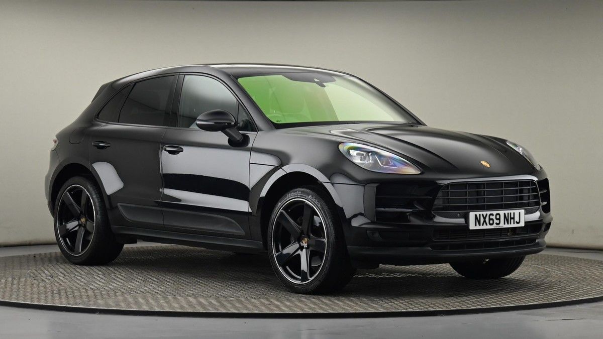 Porsche Macan Image 20
