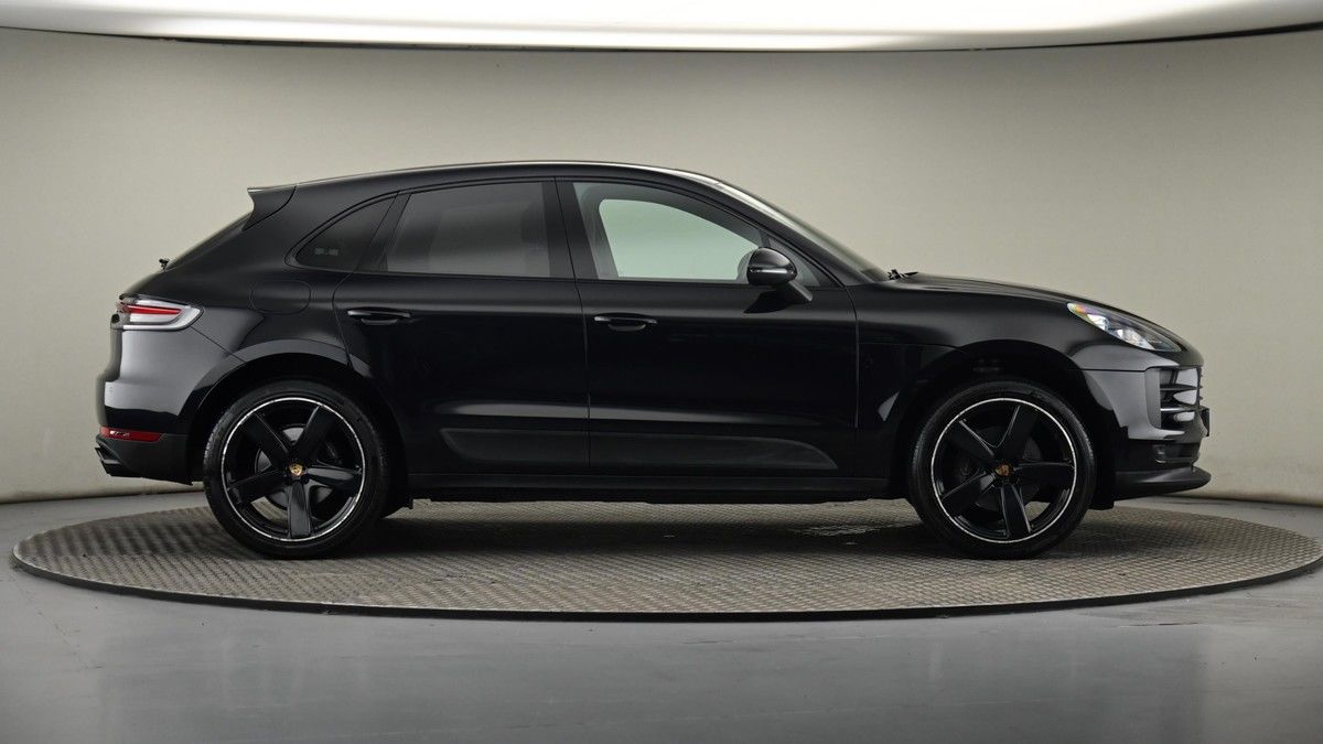 Porsche Macan Image 27