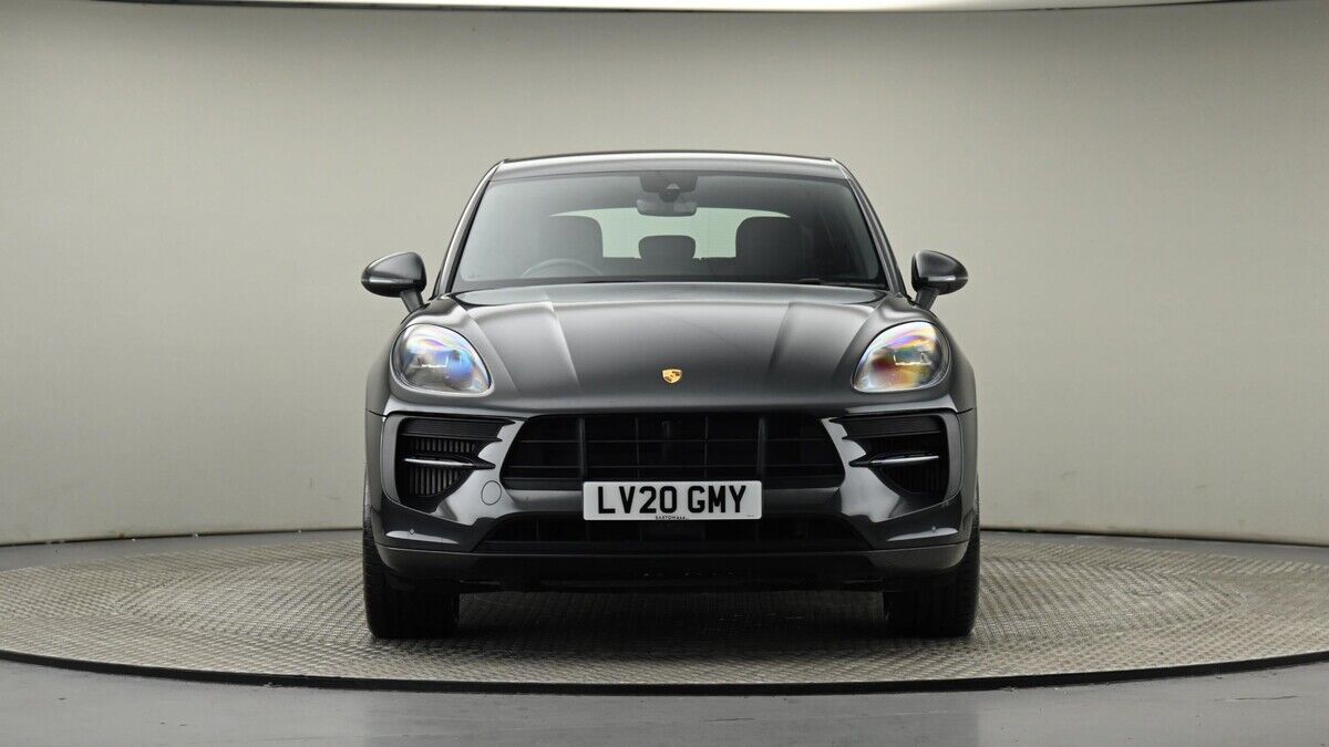 Porsche Macan Image 21