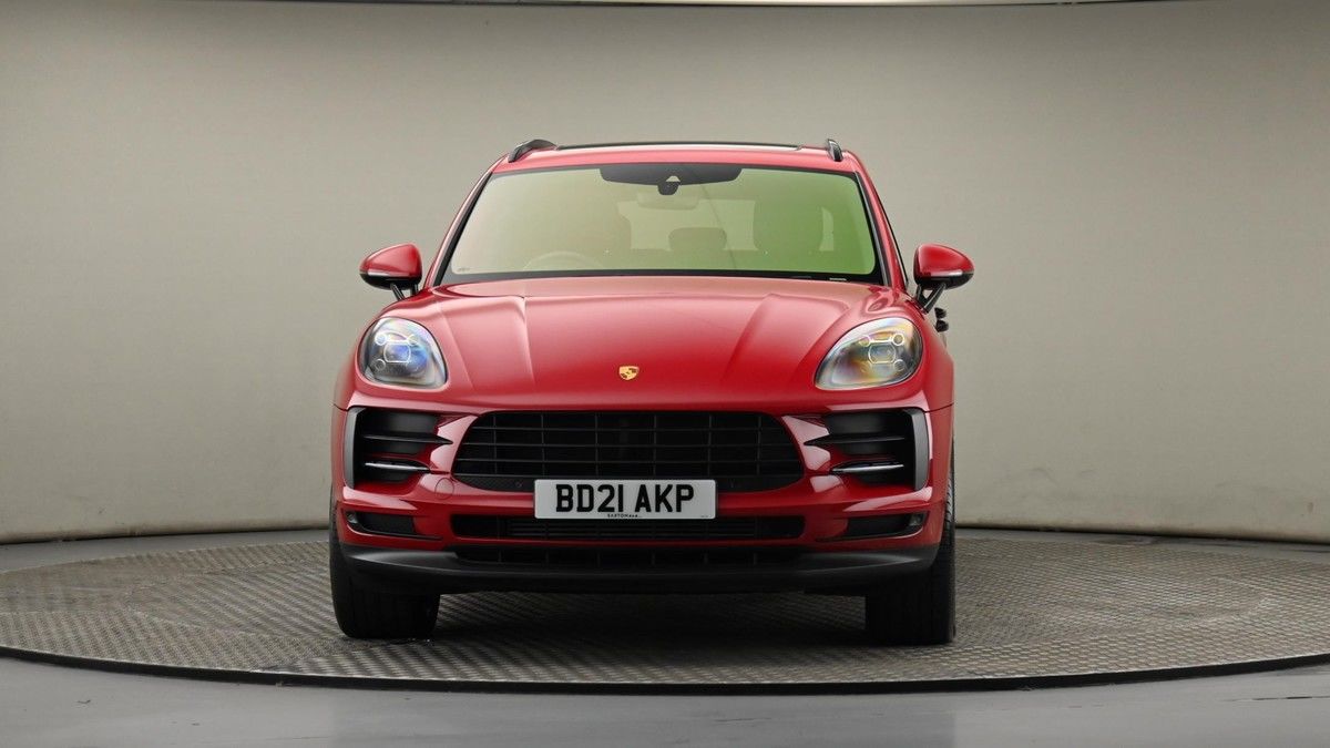 Porsche Macan Image 21