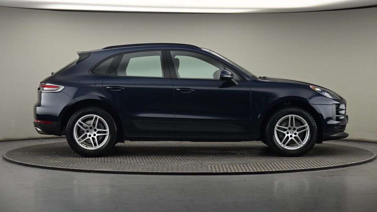 Porsche Macan Image 27