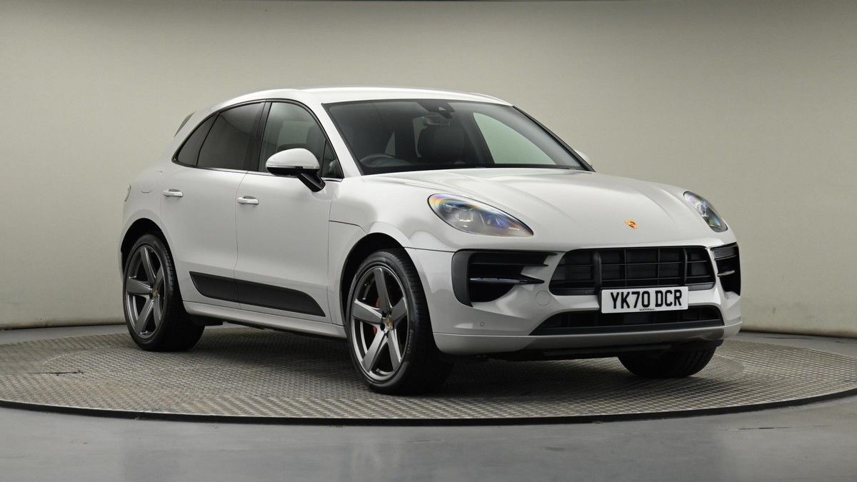 Porsche Macan Sticky Header Image