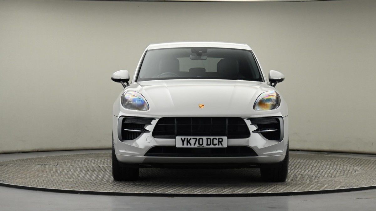 Porsche Macan Image 20
