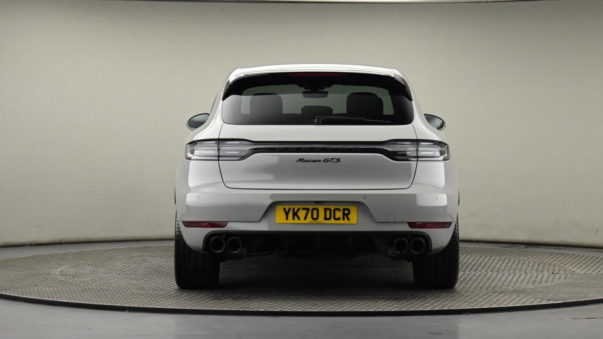 Porsche Macan Image 24